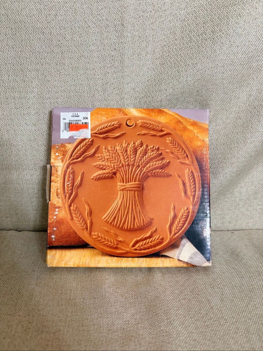 Boston Warehouse Wheatstone Terracotta Bread Warmer 6” Wheat Sheaf Unused Box